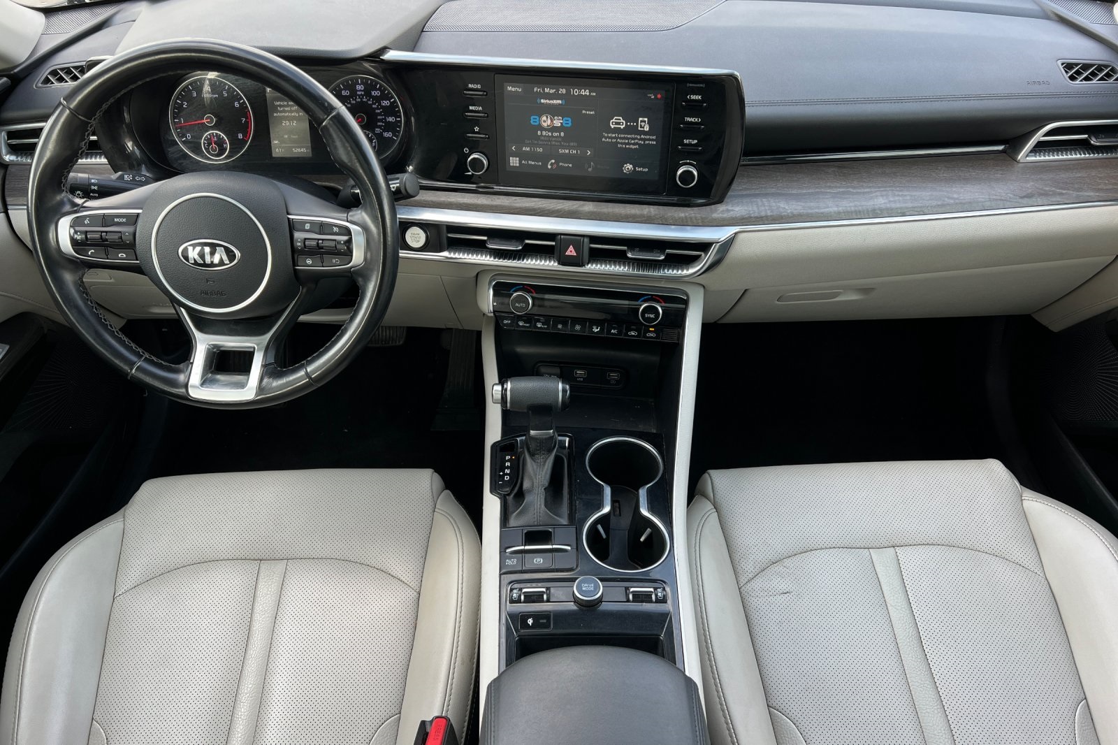 Vehicle image 15 of 55