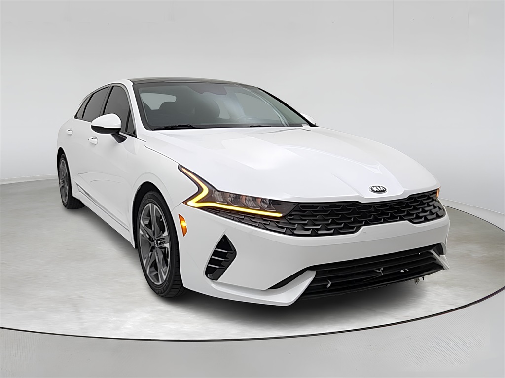 Vehicle image 4 of 31