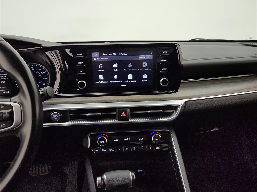 Vehicle image 18 of 31