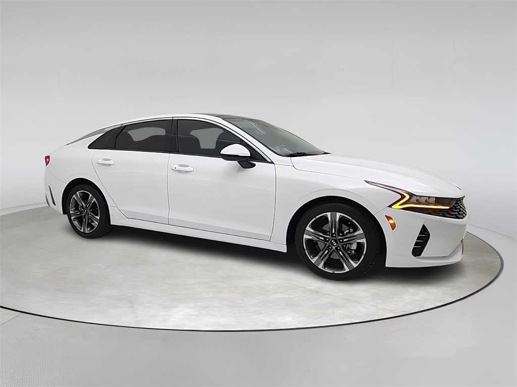 Vehicle image 3 of 31