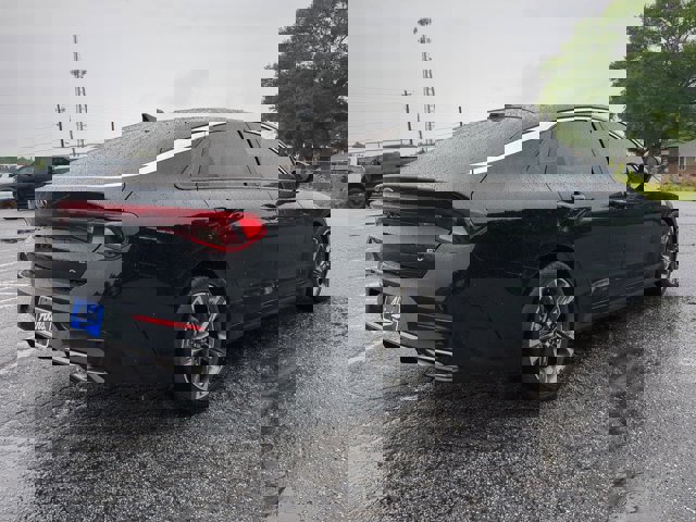 Vehicle image 4 of 28