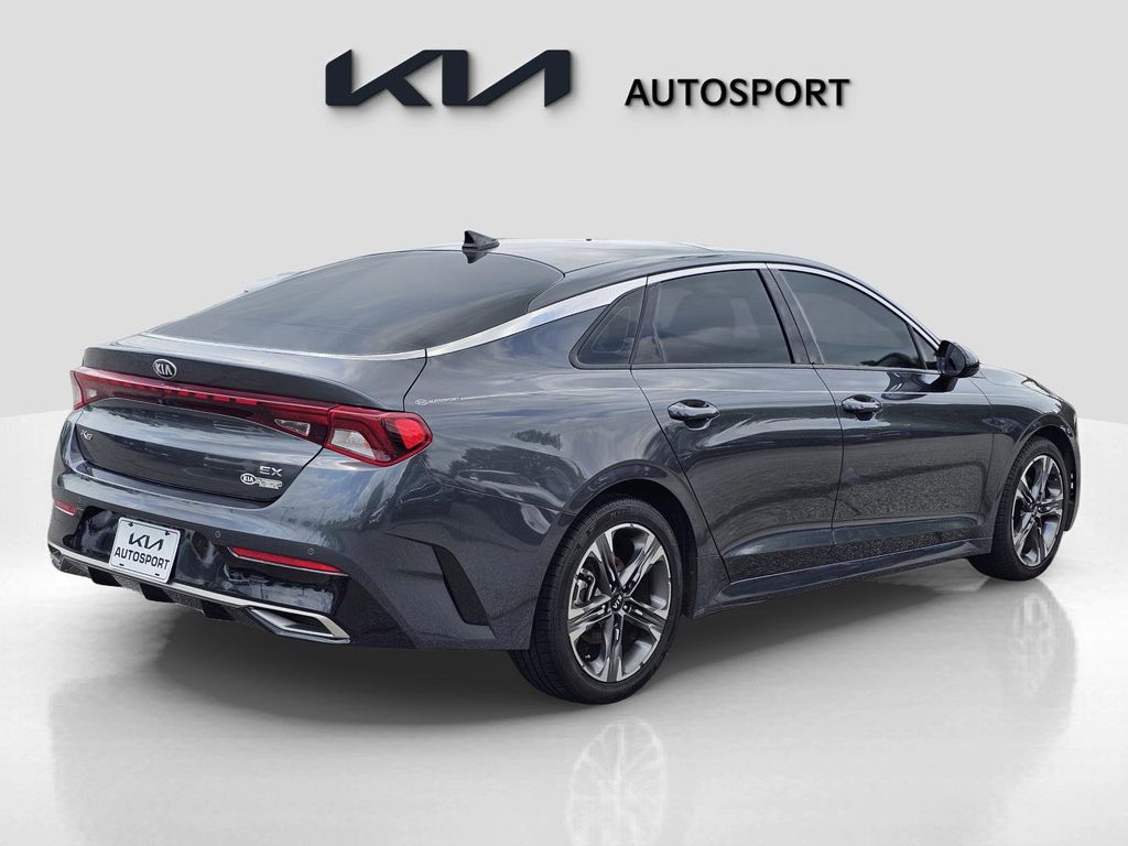 Vehicle image 5 of 35