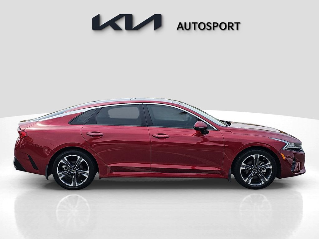 Vehicle image 4 of 36