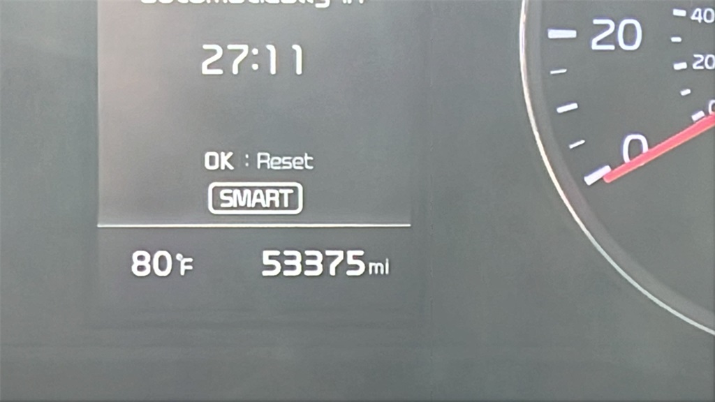 Vehicle image 22 of 32