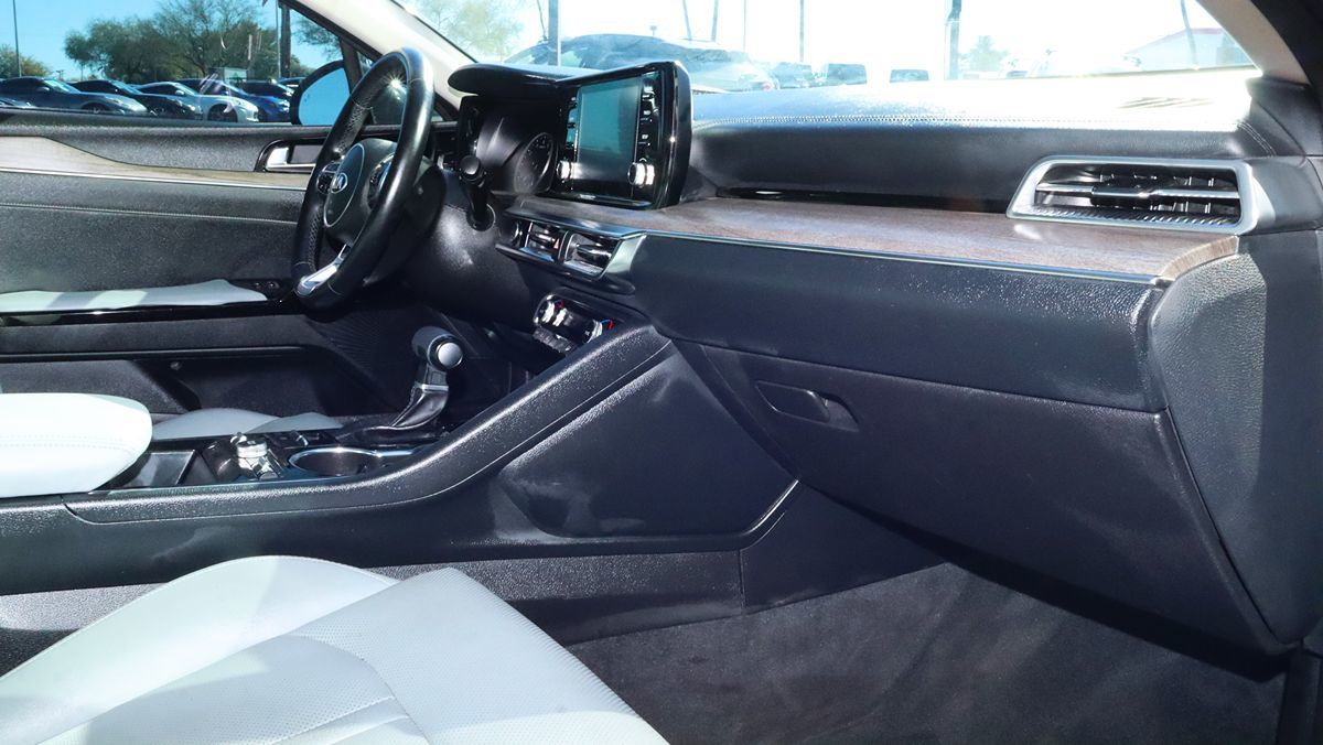 Vehicle image 34 of 59