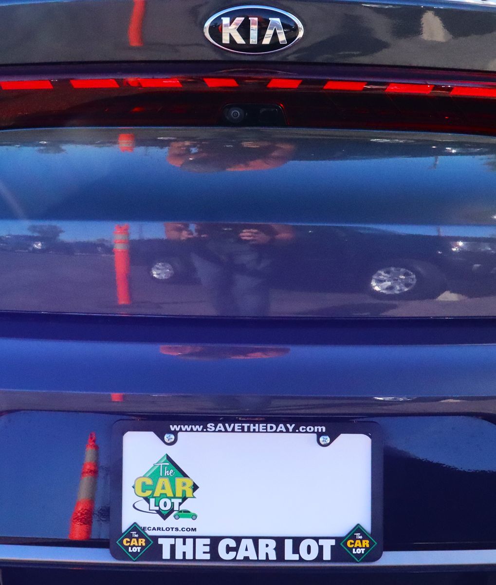 Vehicle image 20 of 59