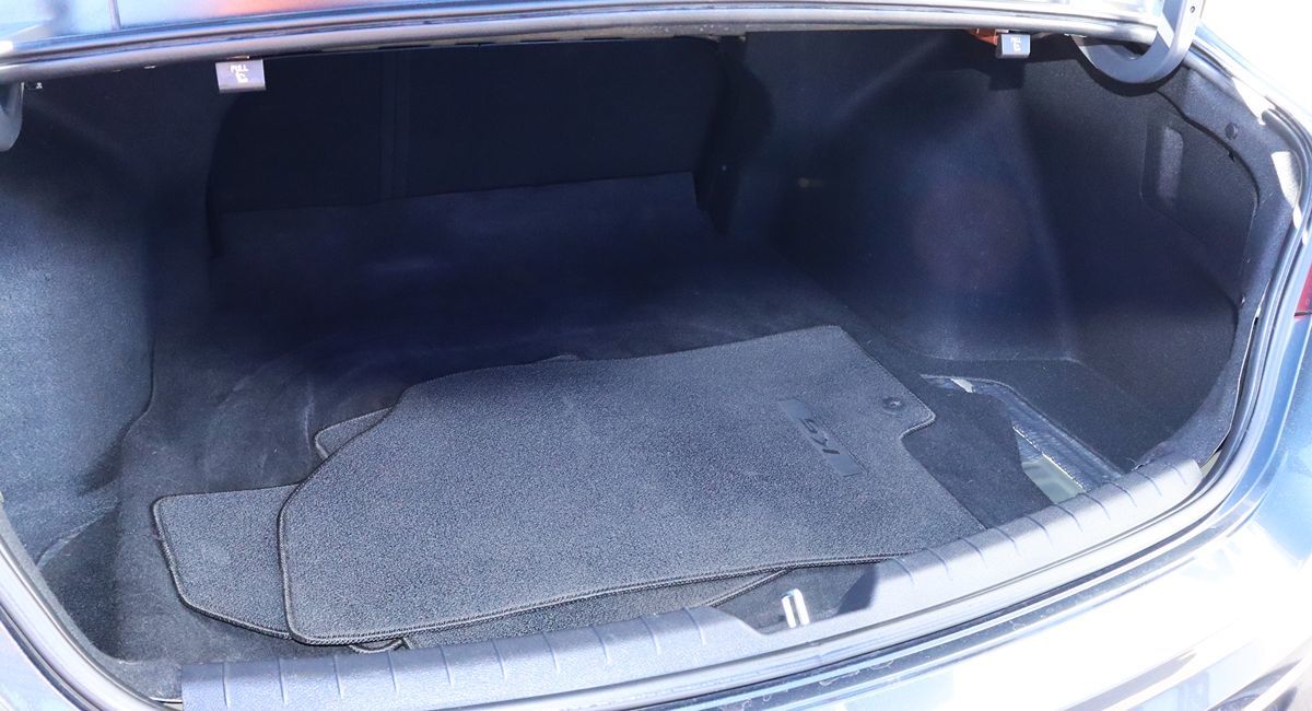 Vehicle image 23 of 59