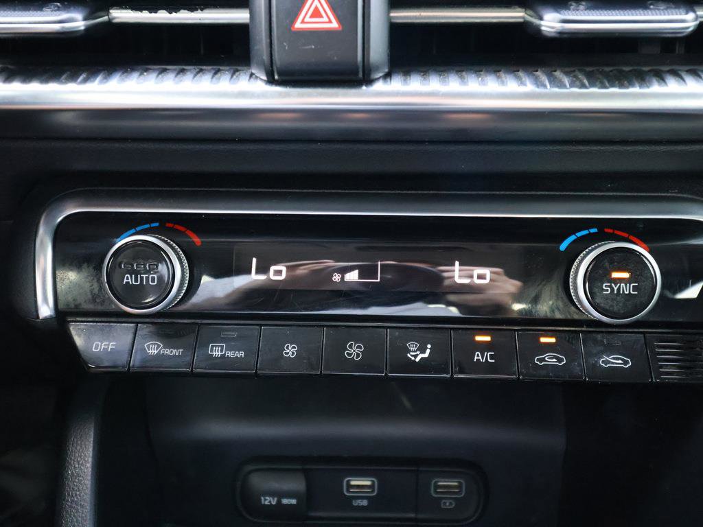 Vehicle image 20 of 25