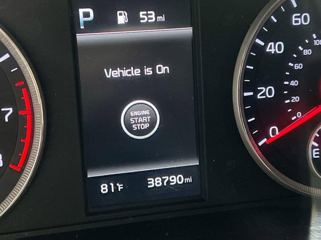 Vehicle image 24 of 26
