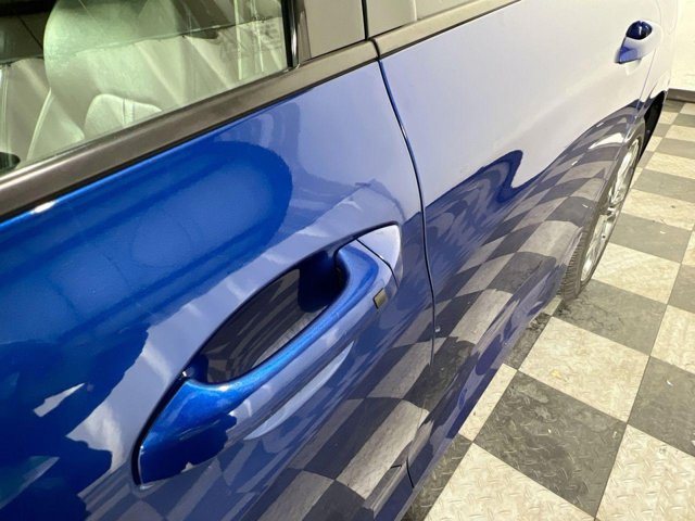 Vehicle image 11 of 26