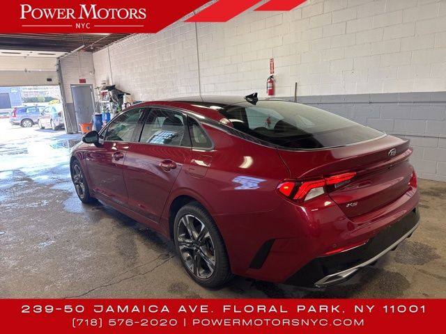 Vehicle image 7 of 46