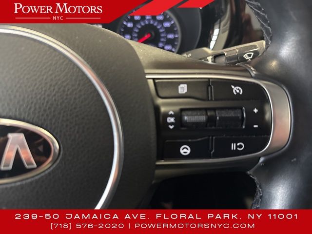 Vehicle image 41 of 46
