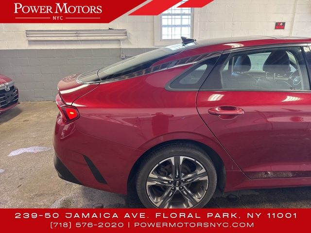 Vehicle image 8 of 46