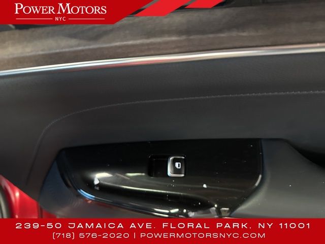 Vehicle image 42 of 46