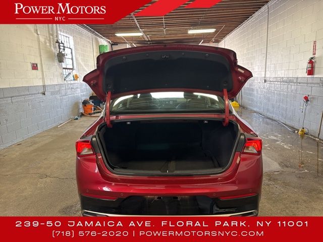 Vehicle image 13 of 46