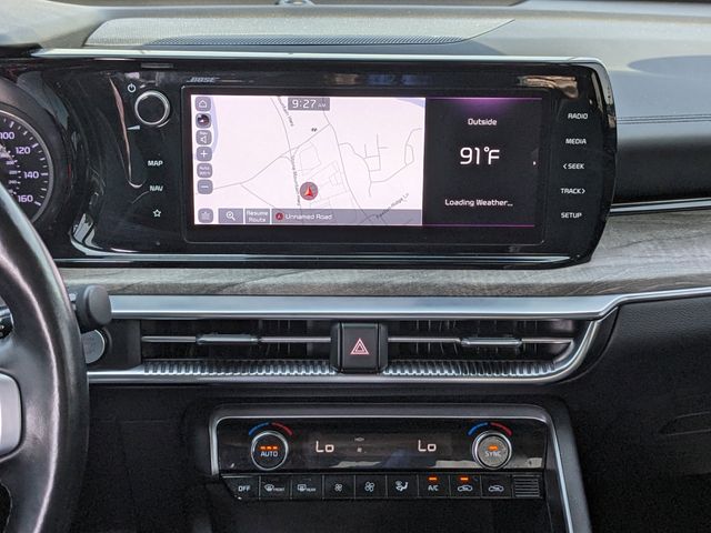 Vehicle image 33 of 58