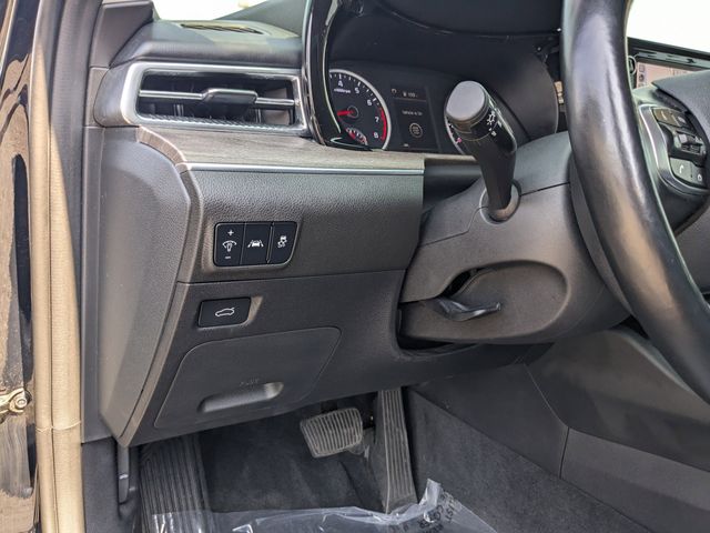 Vehicle image 18 of 58
