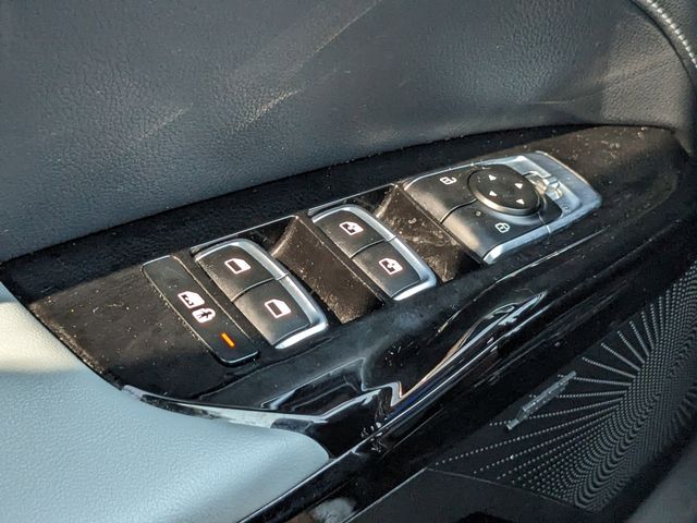 Vehicle image 44 of 58