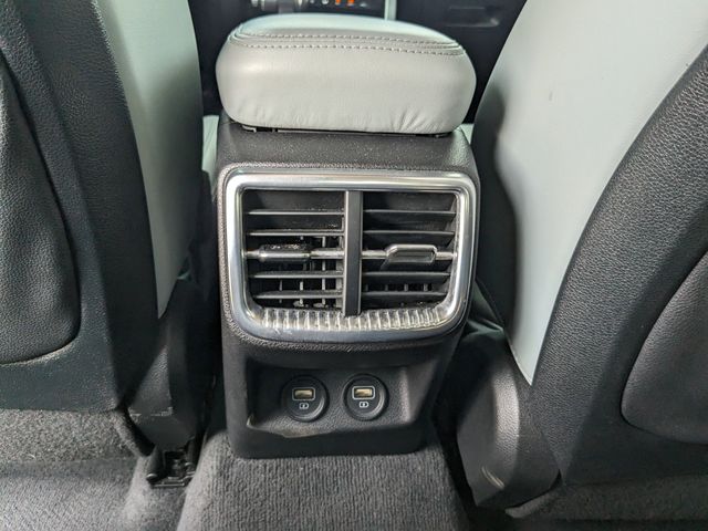 Vehicle image 42 of 58