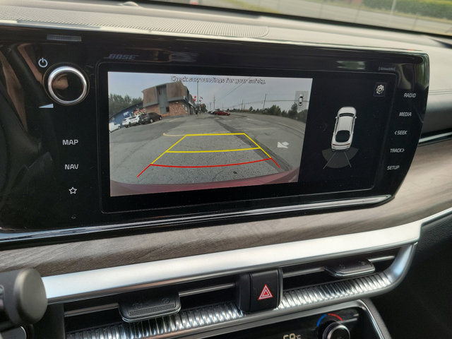 Vehicle image 18 of 30