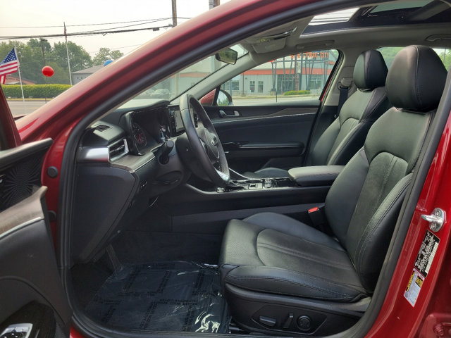 Vehicle image 12 of 30
