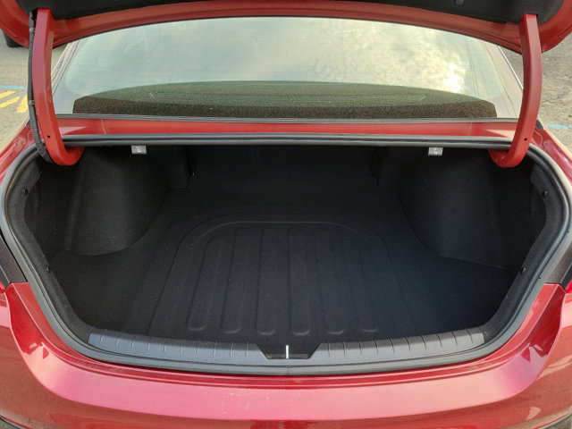 Vehicle image 28 of 30