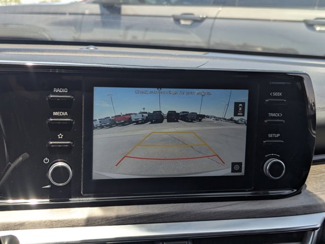 Vehicle image 22 of 31