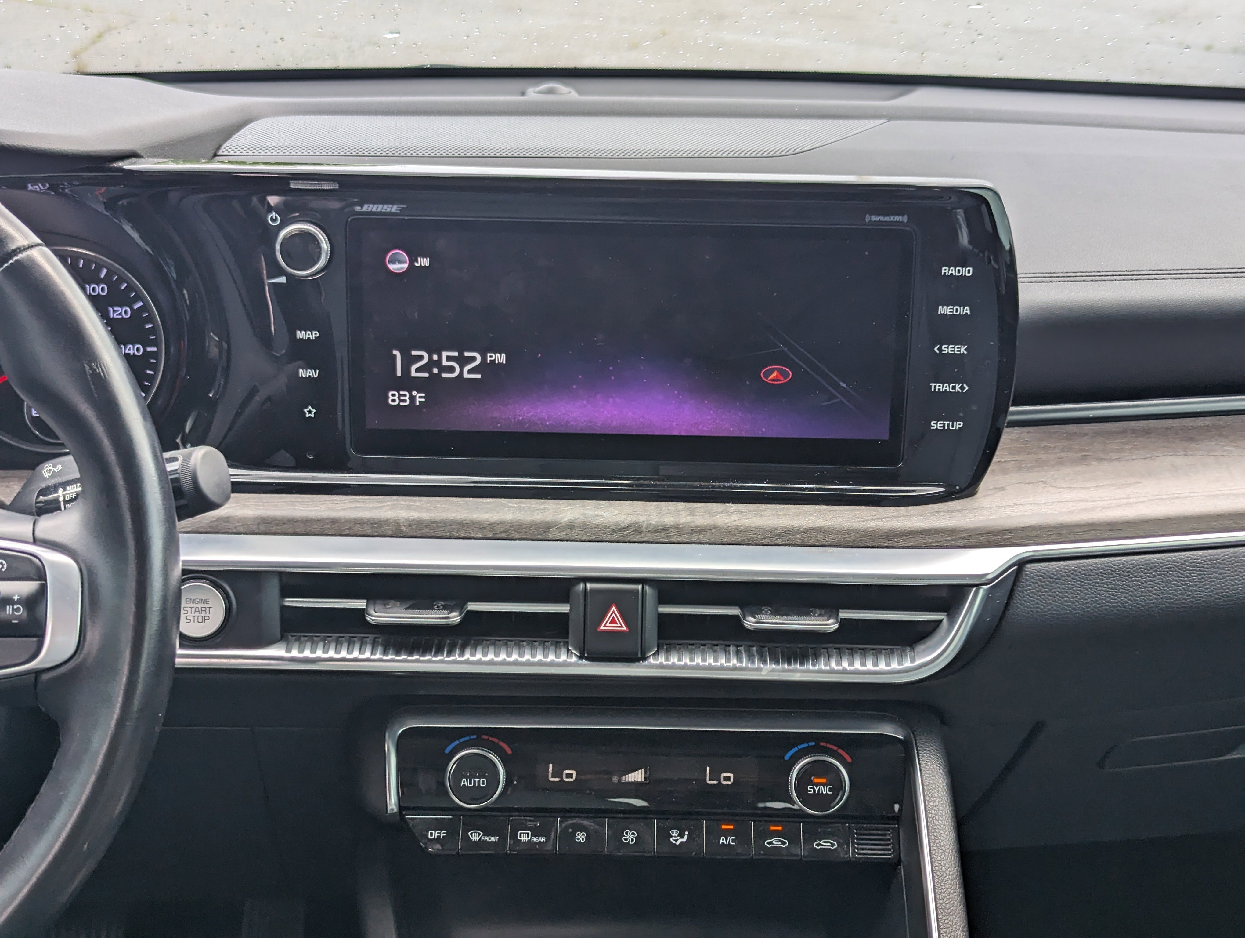 Vehicle image 14 of 30