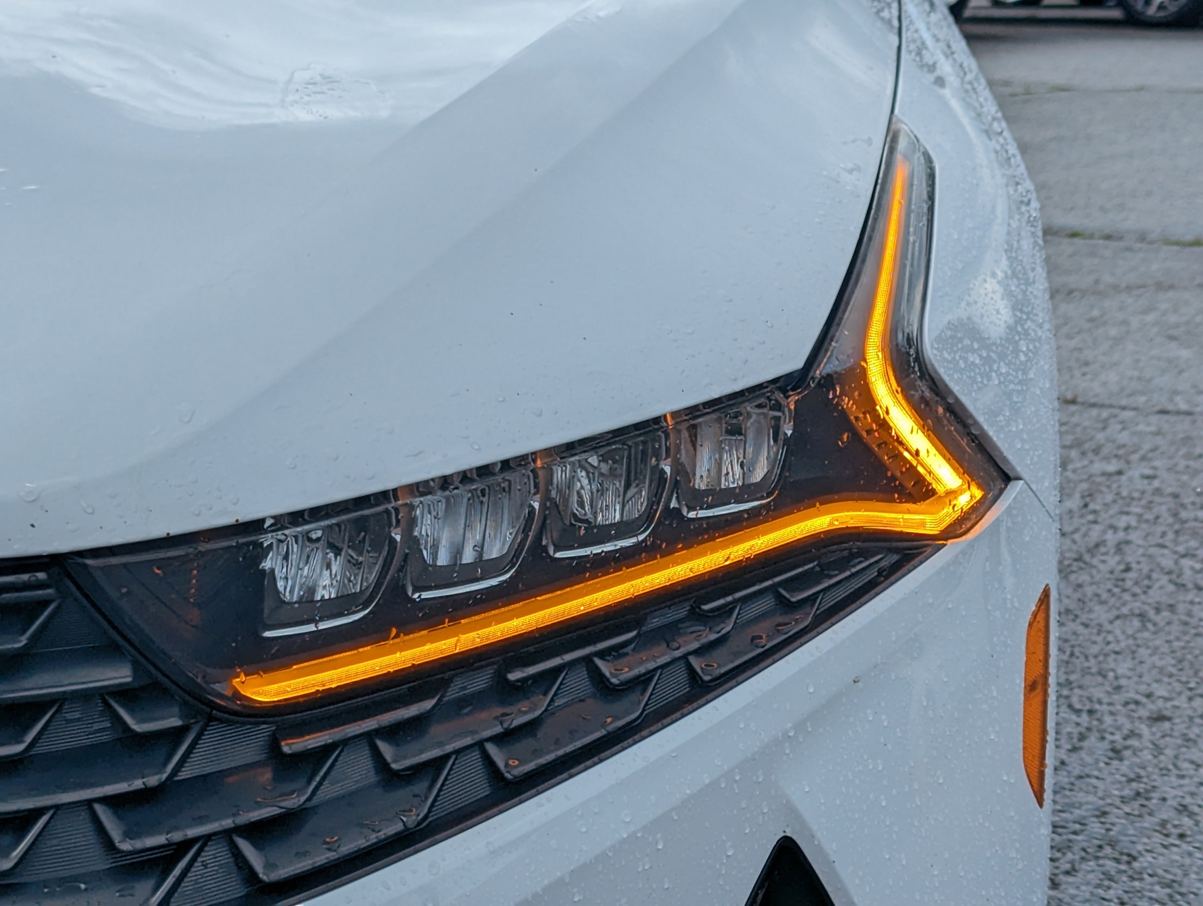 Vehicle image 21 of 30