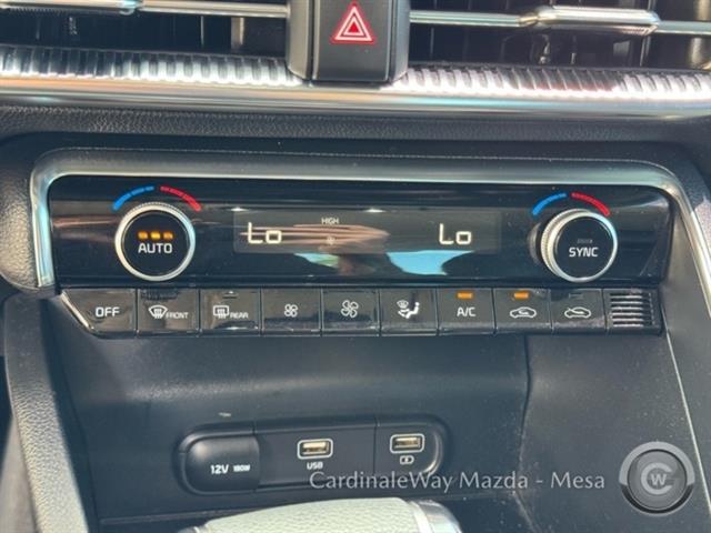 Vehicle image 27 of 40