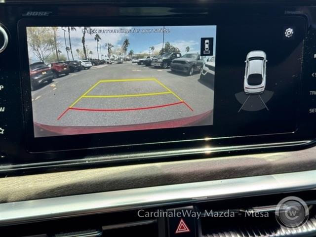 Vehicle image 26 of 40