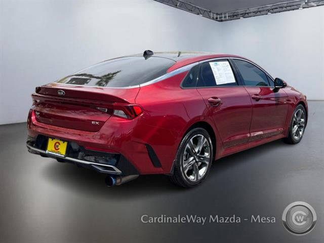 Vehicle image 5 of 40