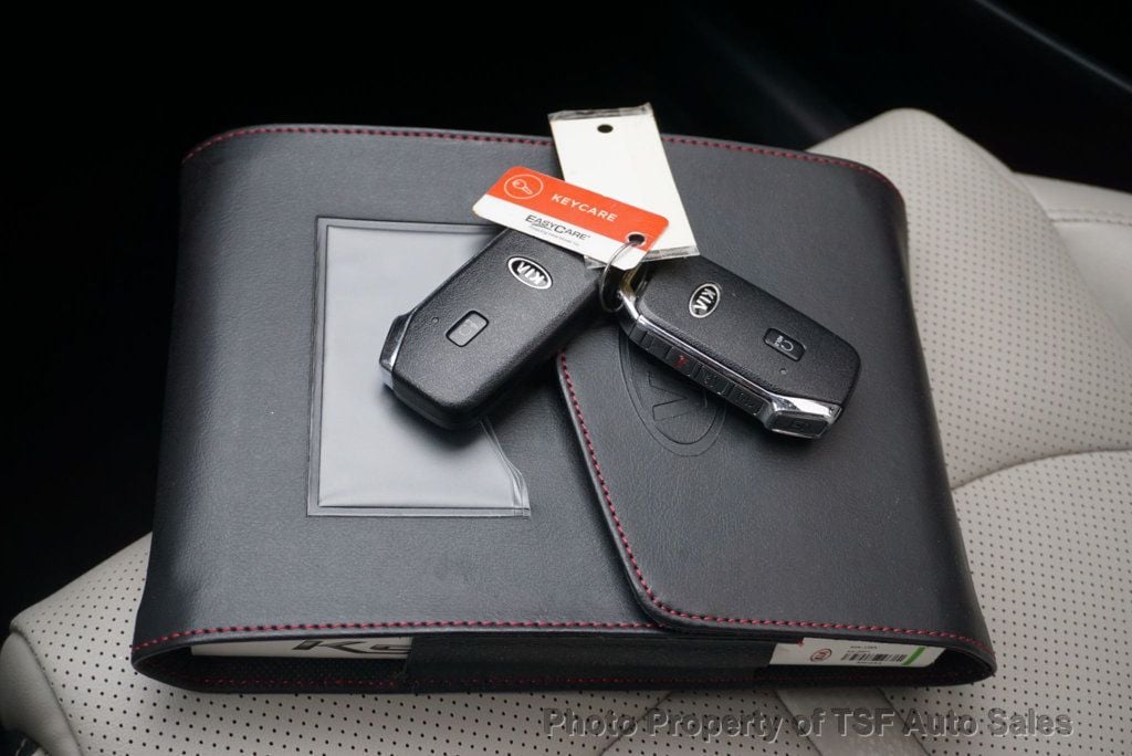 Vehicle image 47 of 50