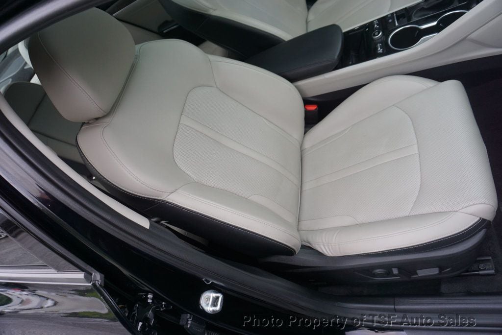 Vehicle image 13 of 50