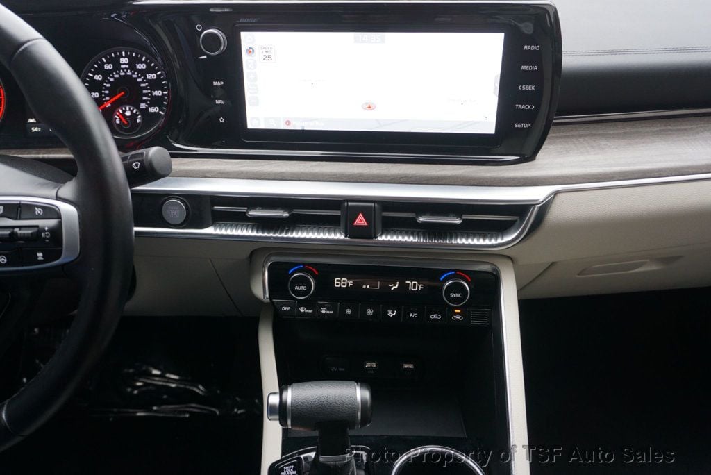 Vehicle image 24 of 50