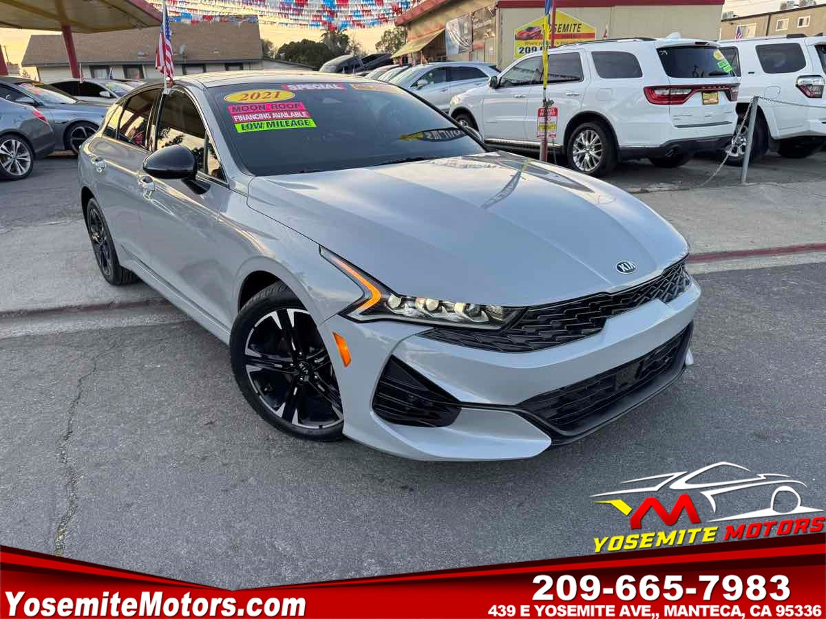 2021 Kia K5 GT-Line Image 2 of 23