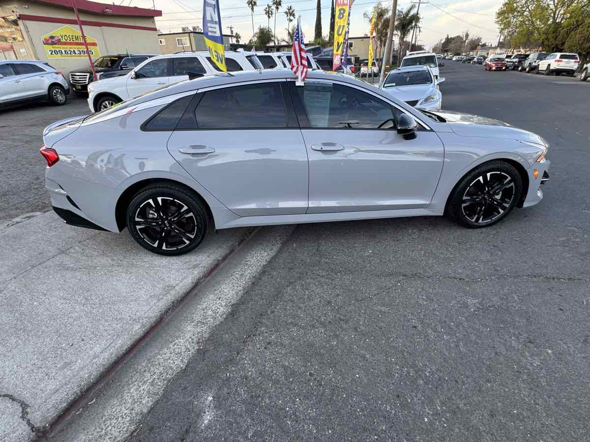 2021 Kia K5 GT-Line Image 3 of 23