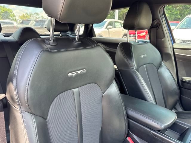 Vehicle image 12 of 25
