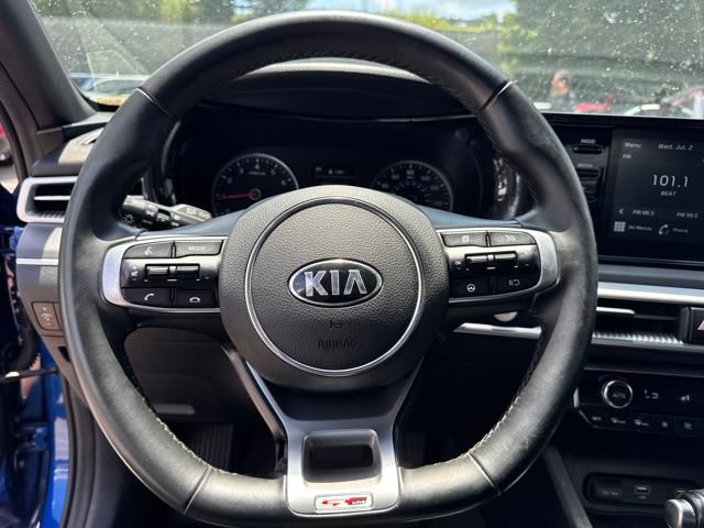 Vehicle image 15 of 25