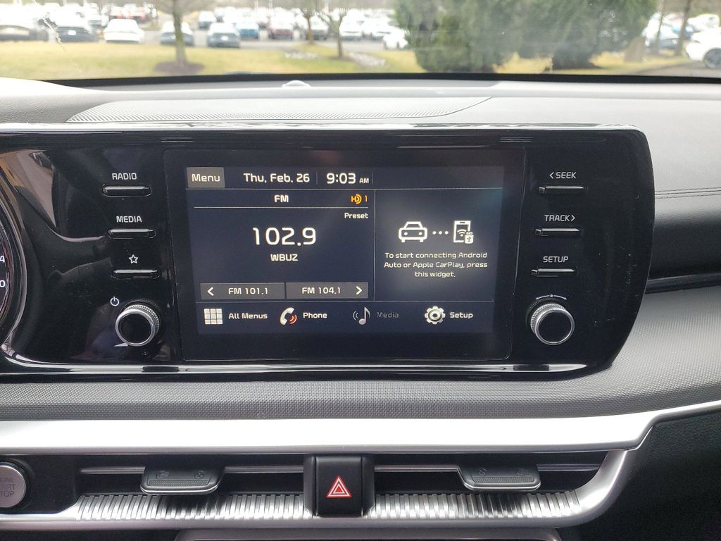 2021 Kia K5 GT-Line Image 17 of 31