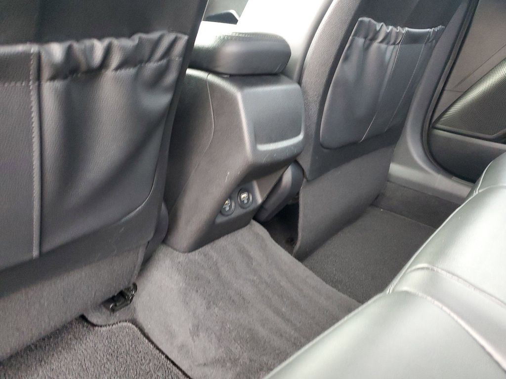 2021 Kia K5 GT-Line Image 10 of 31