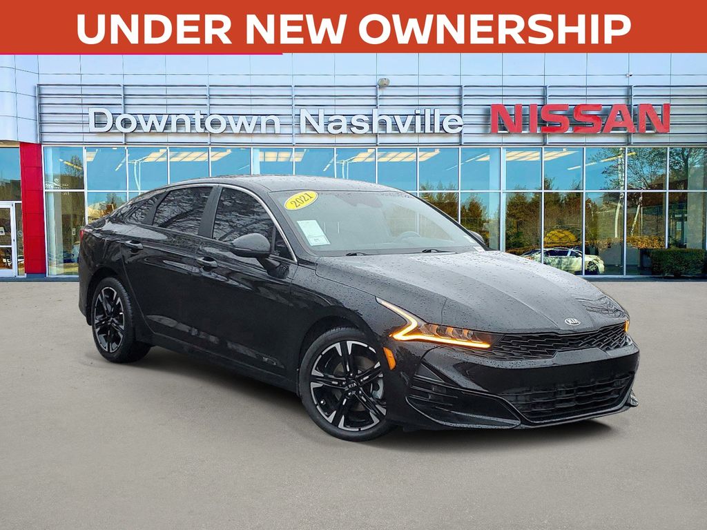 2021 Kia K5 GT-Line Image 3 of 31