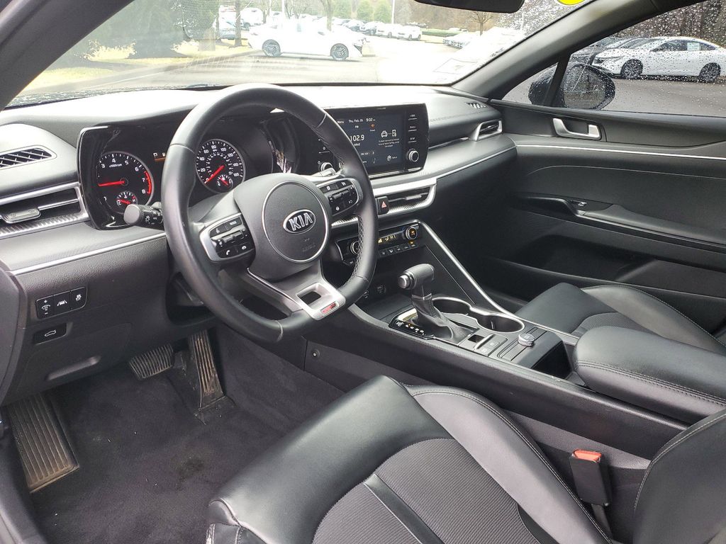 2021 Kia K5 GT-Line Image 12 of 31
