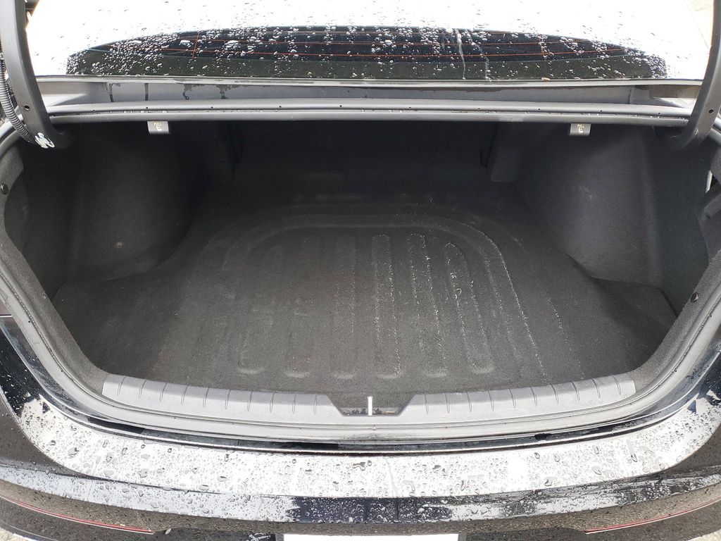 2021 Kia K5 GT-Line Image 7 of 31