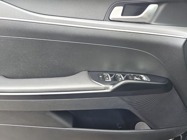 Vehicle image 35 of 35