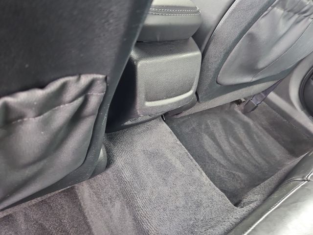 Vehicle image 16 of 35