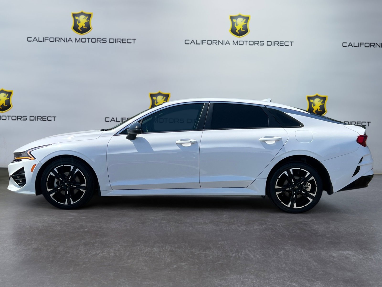 Vehicle image 2 of 21