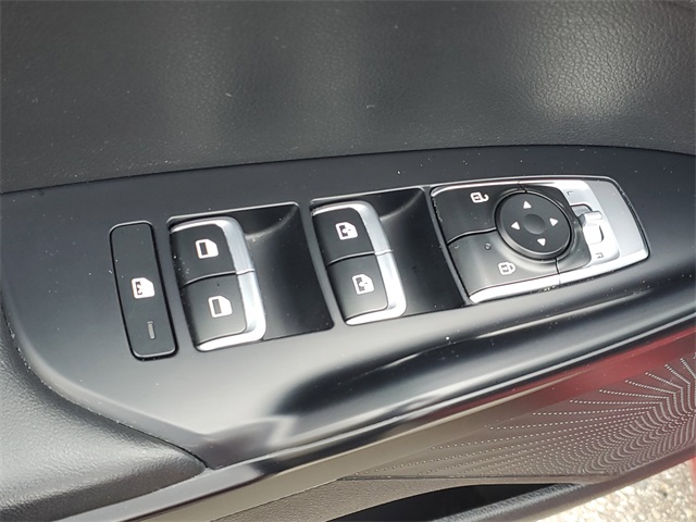 Vehicle image 16 of 30