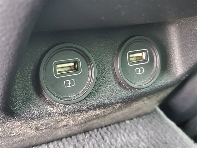 Vehicle image 11 of 30