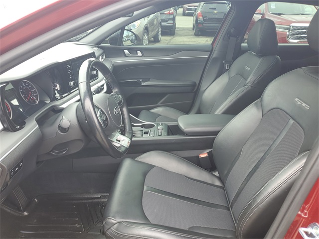 Vehicle image 17 of 30